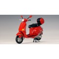 Autoart - Bike Scale Models - 1 12 Vespa ET4 150 Red